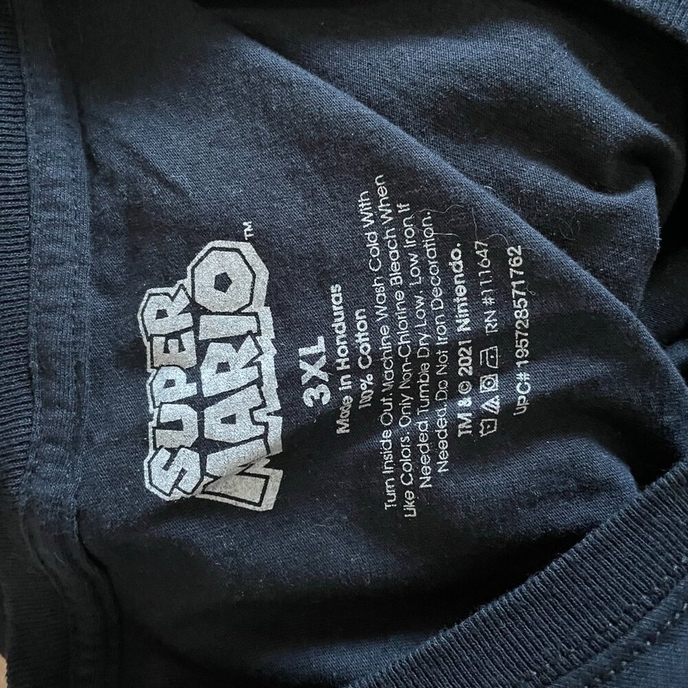 FREE WITH BUNDLE Super Mario Graphic T-Shirt – Men’s Size 3XL - Picture 2 of 2